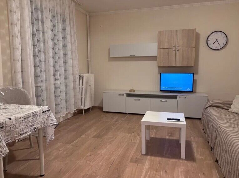 Titan metrou inchiriere ap. 2 cam dec